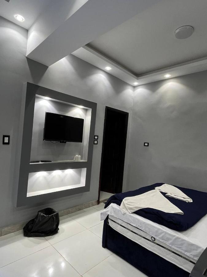 Bed & Breakfast Three Golden Pyramids
